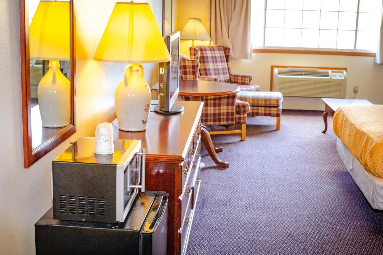 Cozy House Inn & Suites By Marifah Williamsburg Esterno foto