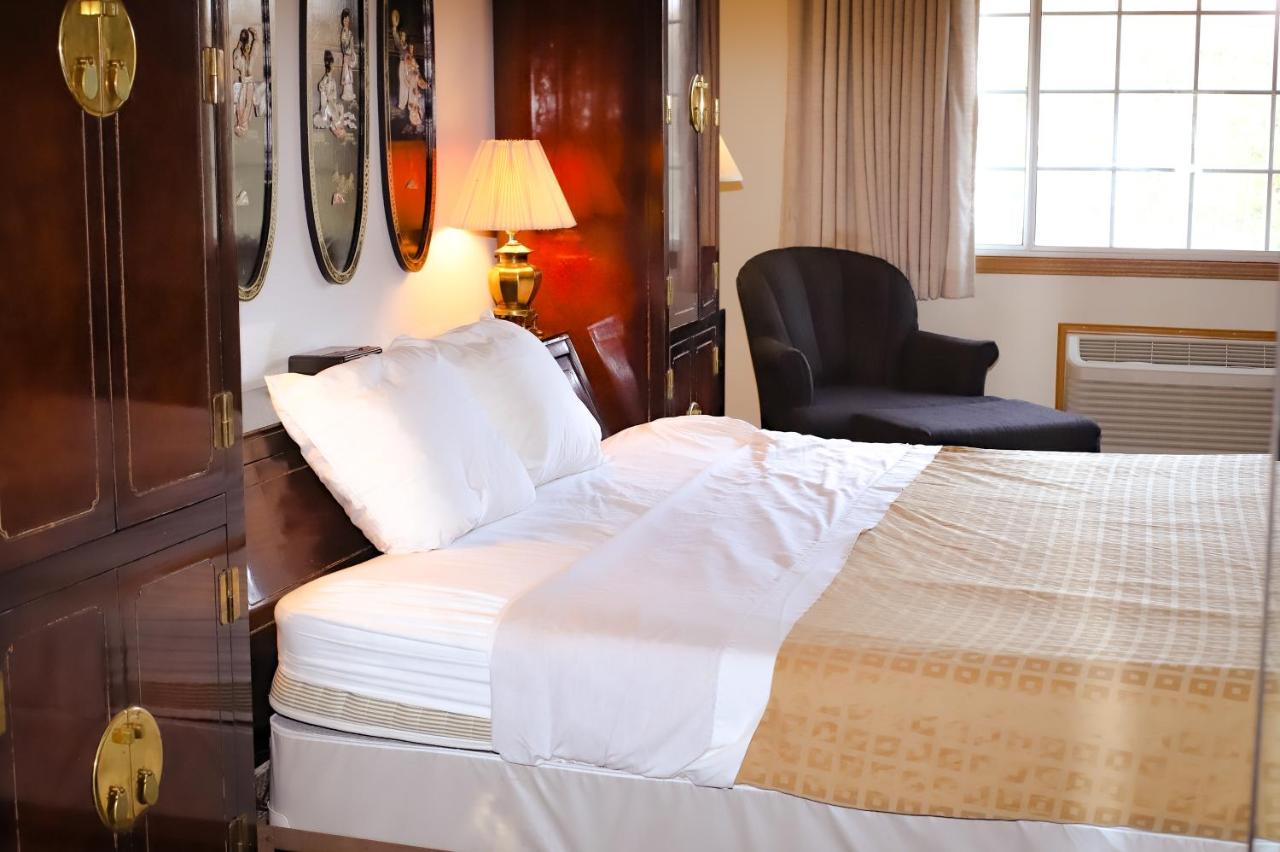 Cozy House Inn & Suites By Marifah Williamsburg Esterno foto